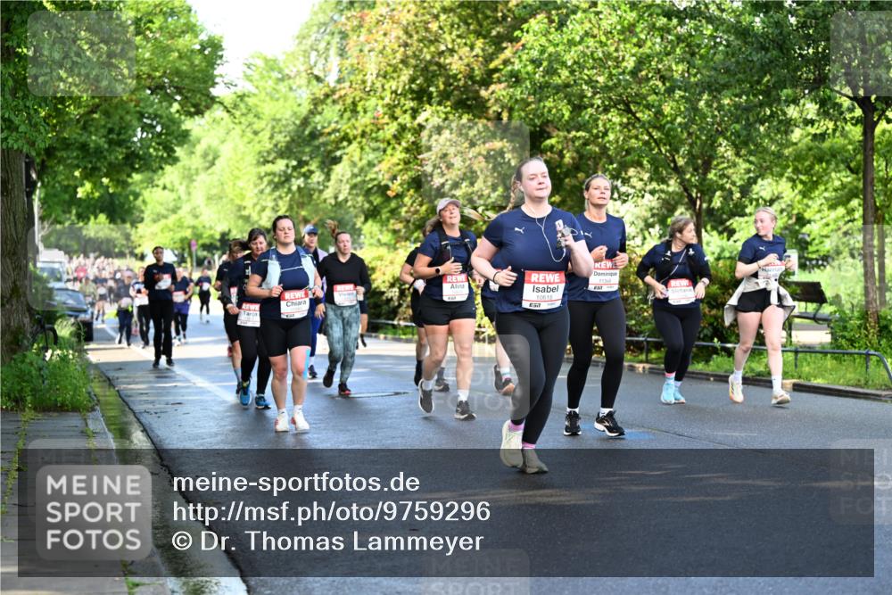 14.06.2026 - REWE Women's Run Dr. Thomas Lammeyer http://msf.ph/oto/9759296 14.06.2026 09:23:45 Laufen 657, 10615, 11349 meine-sportfotos.de