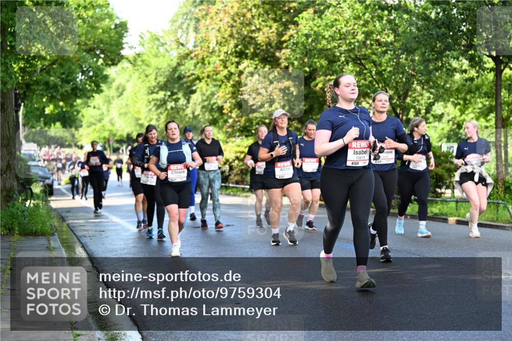 14.06.2026 - REWE Women's Run Dr. Thomas Lammeyer http://msf.ph/oto/9759304 14.06.2026 09:23:45 Laufen 10615, 1349, 7 meine-sportfotos.de