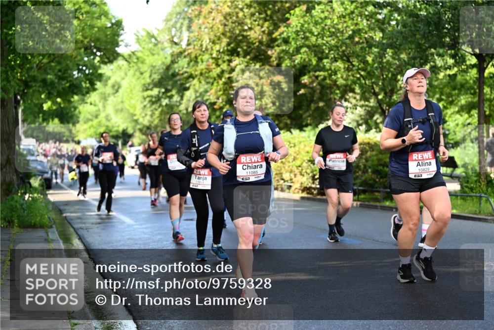 14.06.2026 - REWE Women's Run Dr. Thomas Lammeyer http://msf.ph/oto/9759328 14.06.2026 09:23:47 Laufen 1105, 11085, 7, 10829 meine-sportfotos.de