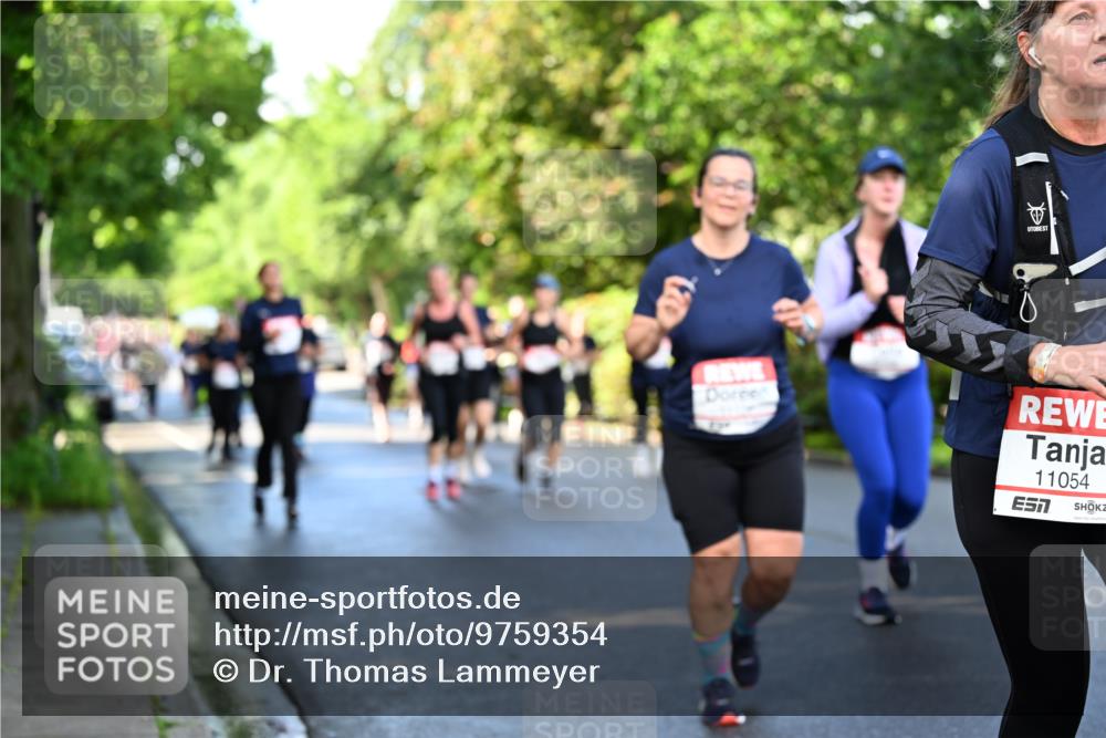 14.06.2026 - REWE Women's Run Dr. Thomas Lammeyer http://msf.ph/oto/9759354 14.06.2026 09:23:50 Laufen 11054, 7 meine-sportfotos.de