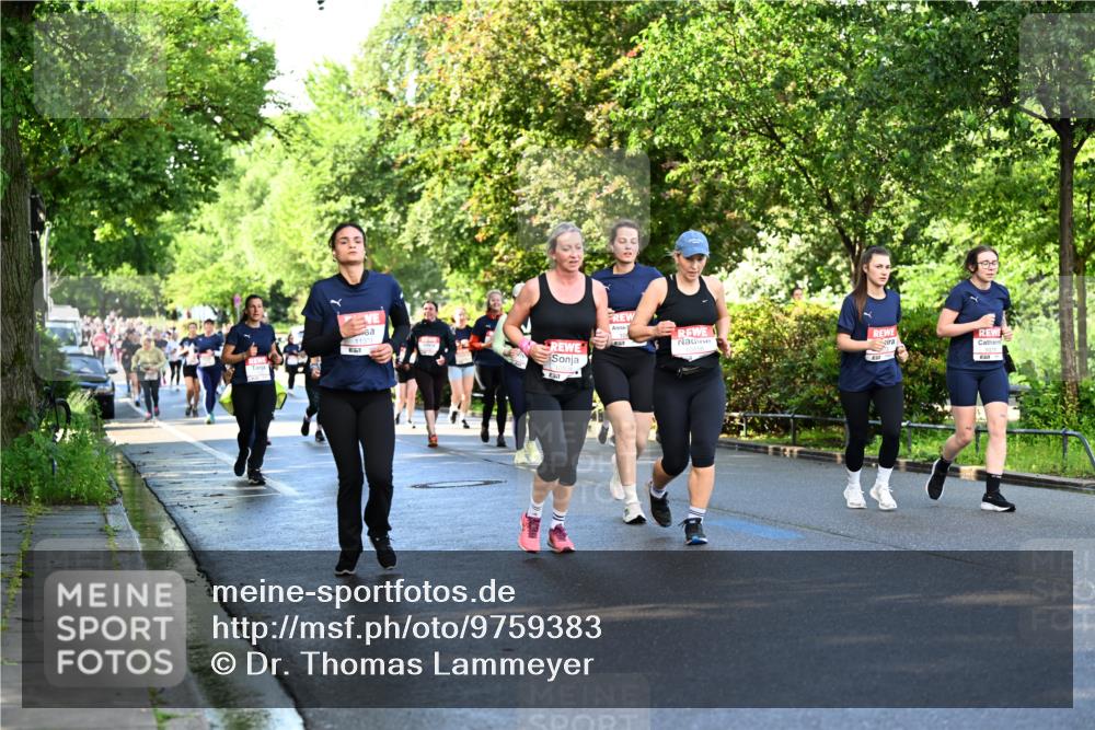 14.06.2026 - REWE Women's Run Dr. Thomas Lammeyer http://msf.ph/oto/9759383 14.06.2026 09:23:52 Laufen 57, 7 meine-sportfotos.de