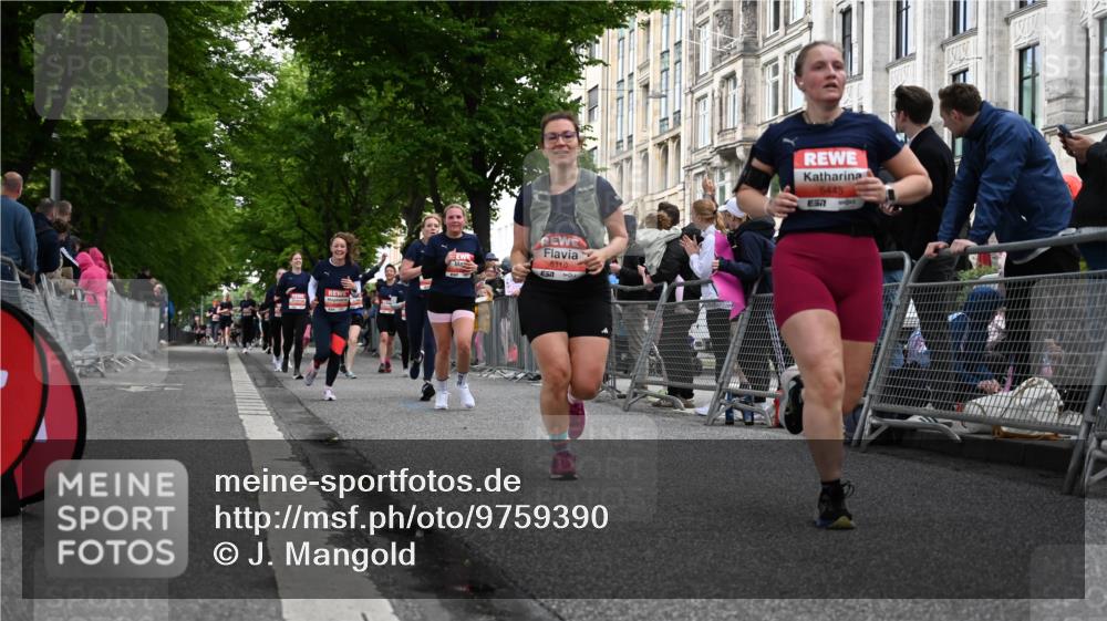 14.06.2026 - REWE Women's Run J. Mangold http://msf.ph/oto/9759390 14.06.2026 11:01:26 Ziel 5052, 5053, 5056, 5059, 5110, 5112, 5330, 5360, 5445, 5907, 6015, 6045, 6066 meine-sportfotos.de