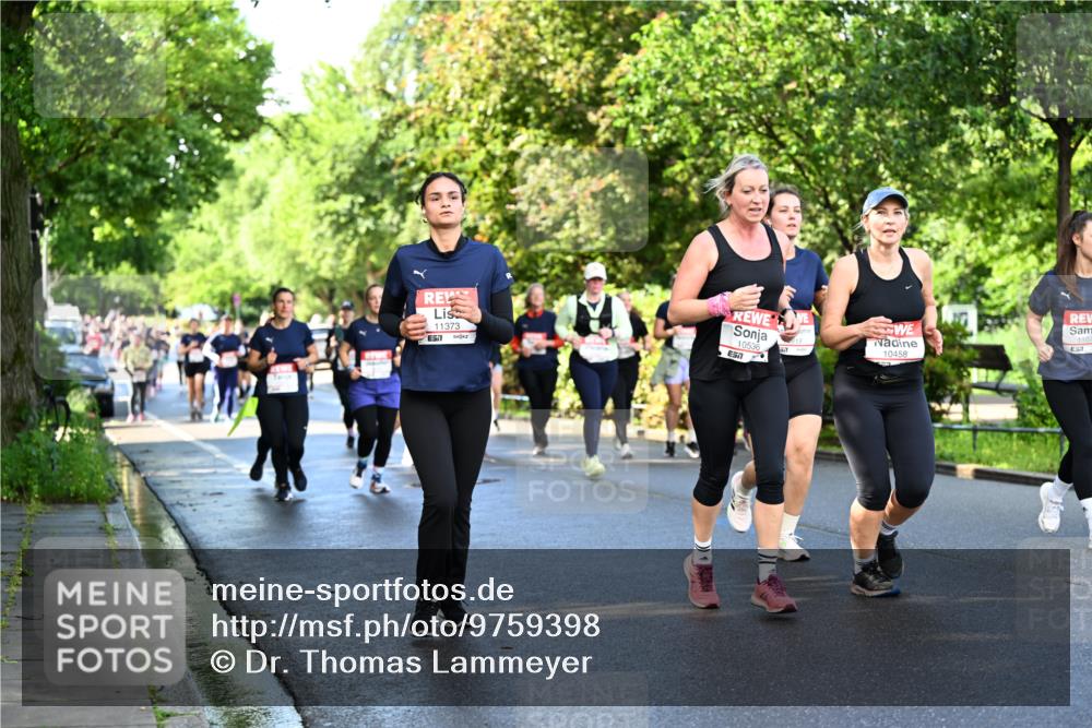 14.06.2026 - REWE Women's Run Dr. Thomas Lammeyer http://msf.ph/oto/9759398 14.06.2026 09:23:54 Laufen 11373, 57, 10536, 1107, 10458 meine-sportfotos.de
