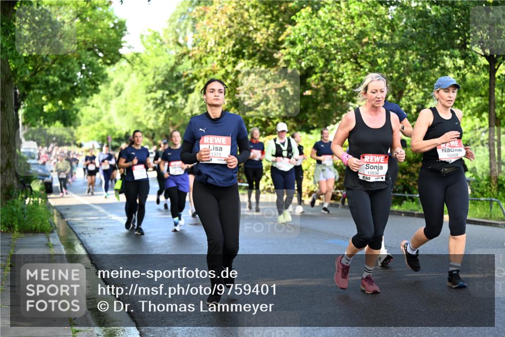 14.06.2026 - REWE Women's Run Dr. Thomas Lammeyer http://msf.ph/oto/9759401 14.06.2026 09:23:54 Laufen 1373, 10536, 10458 meine-sportfotos.de