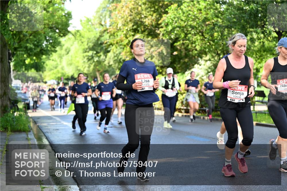 14.06.2026 - REWE Women's Run Dr. Thomas Lammeyer http://msf.ph/oto/9759407 14.06.2026 09:23:54 Laufen 11373, 57, 10536, 7, 10 meine-sportfotos.de