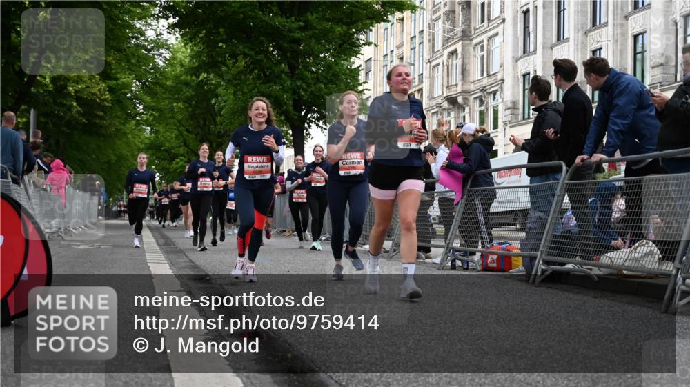 14.06.2026 - REWE Women's Run J. Mangold http://msf.ph/oto/9759414 14.06.2026 11:01:28 Ziel 5022, 5052, 5053, 5056, 5059, 5110, 5112, 5330, 5360, 5445, 5720, 5721, 5907, 6015, 6045 meine-sportfotos.de