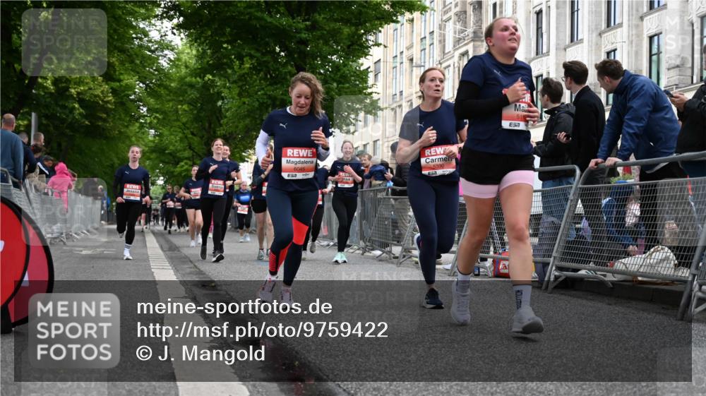 14.06.2026 - REWE Women's Run J. Mangold http://msf.ph/oto/9759422 14.06.2026 11:01:28 Ziel 5022, 5052, 5053, 5056, 5059, 5110, 5112, 5330, 5360, 5445, 5720, 5721, 5907, 6015, 6045 meine-sportfotos.de