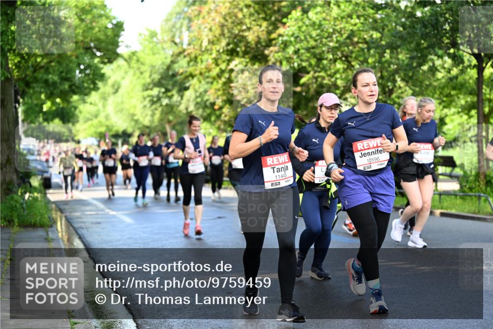 14.06.2026 - REWE Women's Run Dr. Thomas Lammeyer http://msf.ph/oto/9759459 14.06.2026 09:23:58 Laufen 11445, 7, 10596 meine-sportfotos.de
