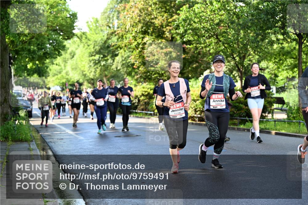 14.06.2026 - REWE Women's Run Dr. Thomas Lammeyer http://msf.ph/oto/9759491 14.06.2026 09:24:00 Laufen 11195, 10550, 657 meine-sportfotos.de