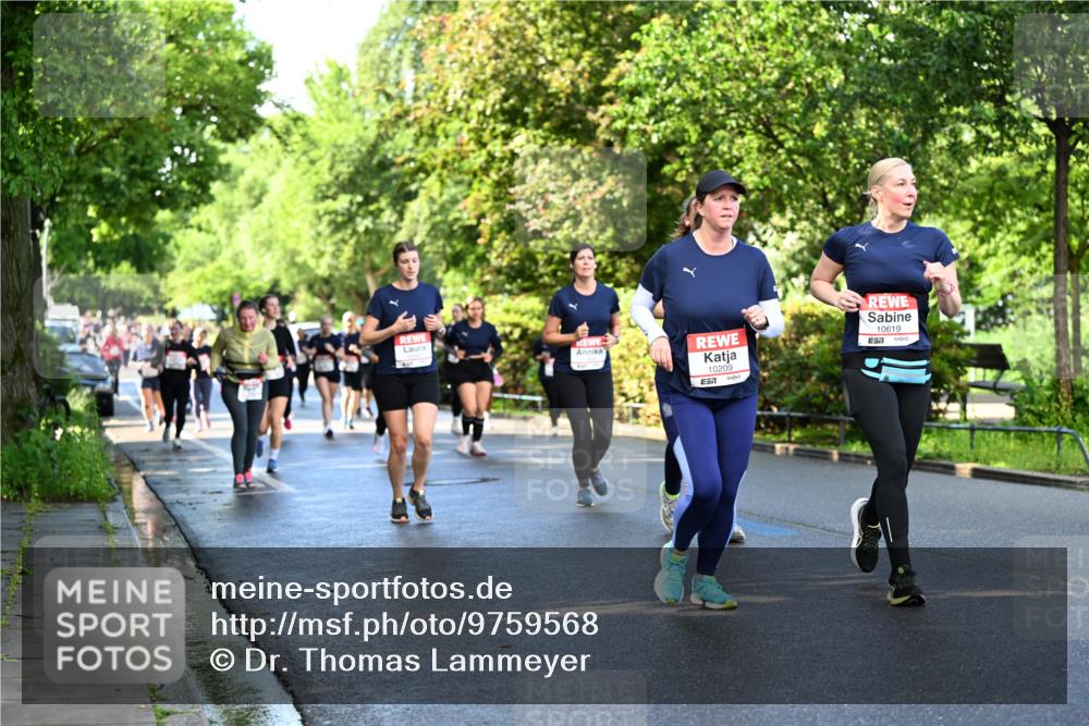 14.06.2026 - REWE Women's Run Dr. Thomas Lammeyer http://msf.ph/oto/9759568 14.06.2026 09:24:05 Laufen 10209, 10619 meine-sportfotos.de
