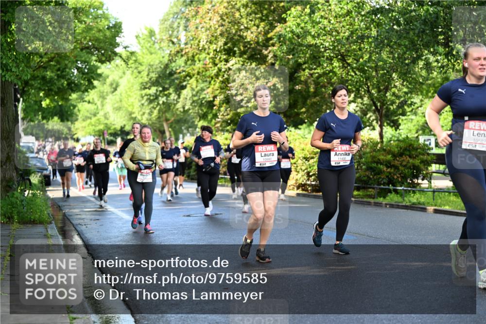 14.06.2026 - REWE Women's Run Dr. Thomas Lammeyer http://msf.ph/oto/9759585 14.06.2026 09:24:07 Laufen 10990, 57, 11400, 10587, 57 meine-sportfotos.de