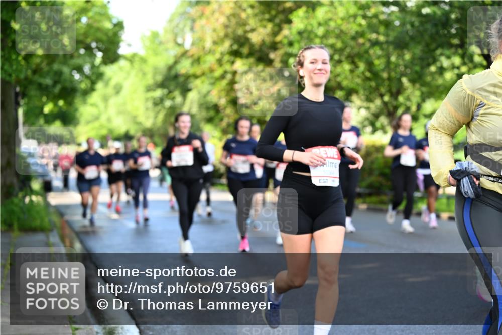 14.06.2026 - REWE Women's Run Dr. Thomas Lammeyer http://msf.ph/oto/9759651 14.06.2026 09:24:12 Laufen 7 meine-sportfotos.de