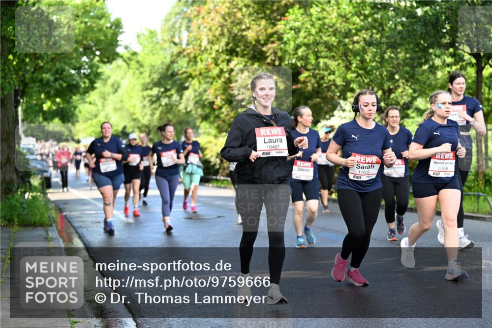 14.06.2026 - REWE Women's Run Dr. Thomas Lammeyer http://msf.ph/oto/9759666 14.06.2026 09:24:14 Laufen 10487, 11029, 11168, 7, 7 meine-sportfotos.de