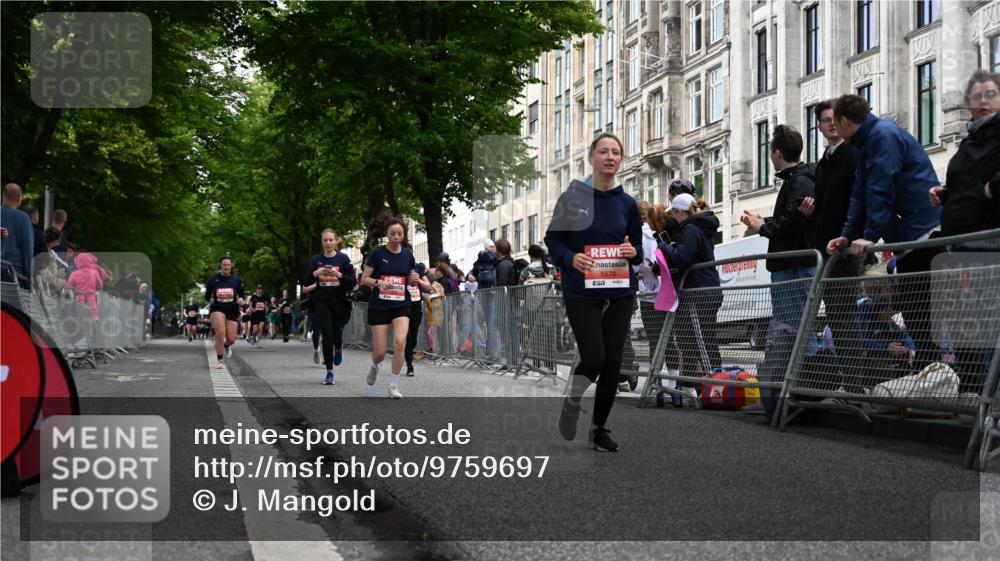 14.06.2026 - REWE Women's Run J. Mangold http://msf.ph/oto/9759697 14.06.2026 11:02:04 Ziel 5176, 5261, 5309, 5377, 5511, 5579, 5685, 5780, 5932 meine-sportfotos.de