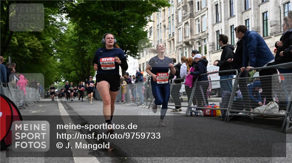14.06.2026 - REWE Women's Run J. Mangold http://msf.ph/oto/9759733 14.06.2026 11:02:09 Ziel 5176, 5309, 5377, 5579, 5780, 5932 meine-sportfotos.de