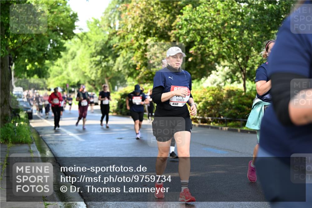 14.06.2026 - REWE Women's Run Dr. Thomas Lammeyer http://msf.ph/oto/9759734 14.06.2026 09:24:20 Laufen 10909, 7 meine-sportfotos.de