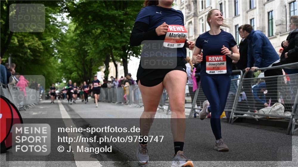 14.06.2026 - REWE Women's Run J. Mangold http://msf.ph/oto/9759747 14.06.2026 11:02:10 Ziel 5176, 5309, 5377, 5780, 5932 meine-sportfotos.de