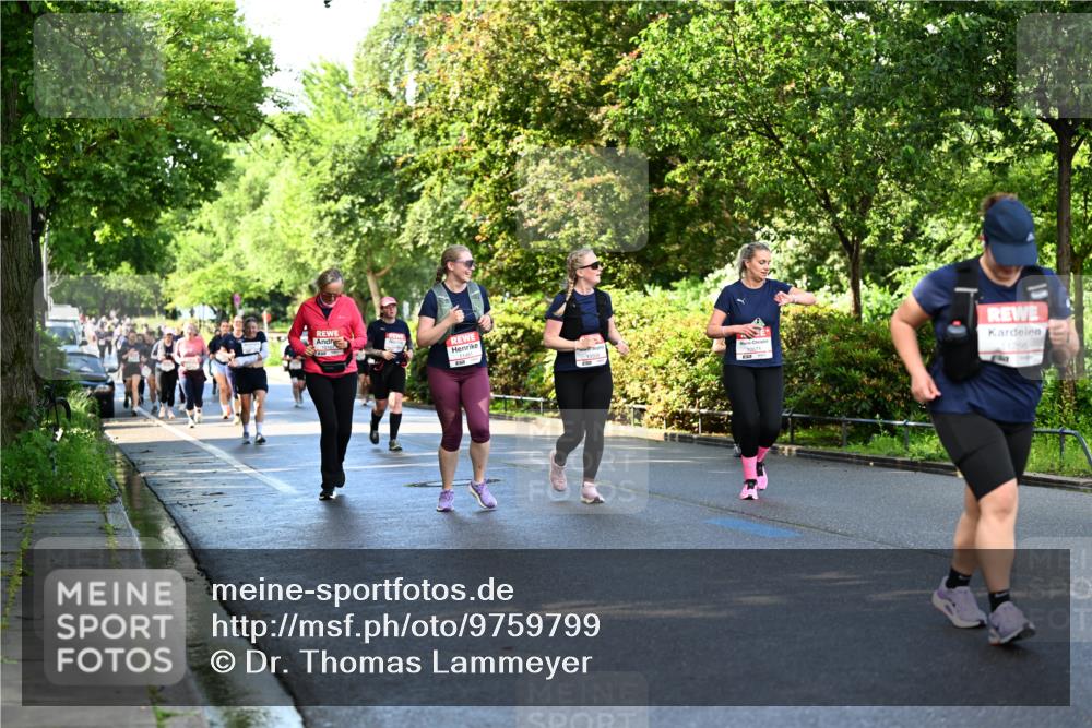 14.06.2026 - REWE Women's Run Dr. Thomas Lammeyer http://msf.ph/oto/9759799 14.06.2026 09:24:24 Laufen 11461, 1256 meine-sportfotos.de