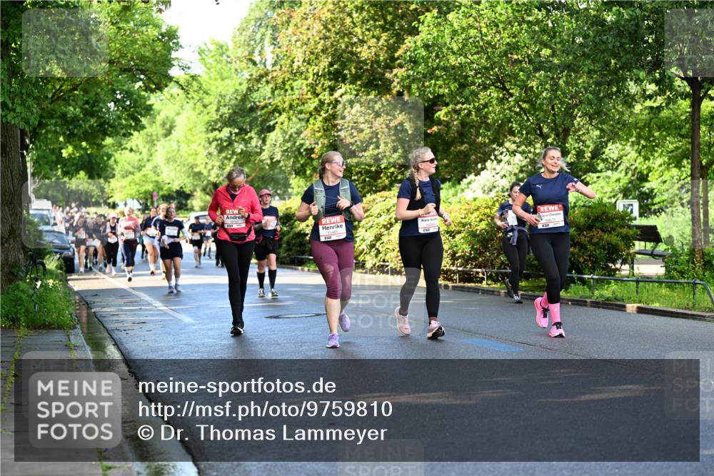 14.06.2026 - REWE Women's Run Dr. Thomas Lammeyer http://msf.ph/oto/9759810 14.06.2026 09:24:25 Laufen 10161, 1461, 657 meine-sportfotos.de