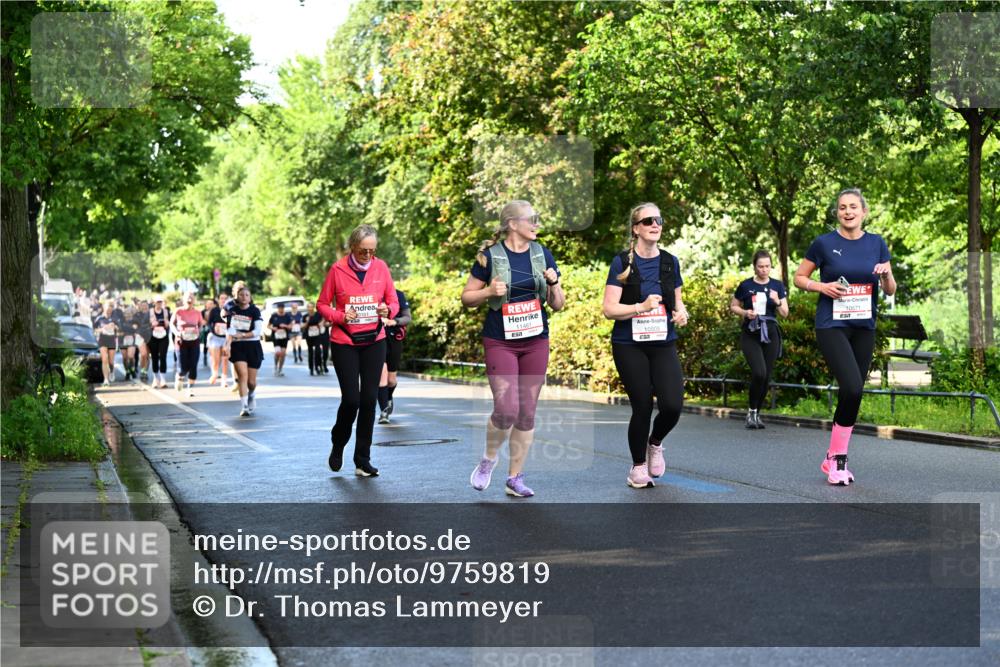 14.06.2026 - REWE Women's Run Dr. Thomas Lammeyer http://msf.ph/oto/9759819 14.06.2026 09:24:26 Laufen 11461, 57, 10509, 10571 meine-sportfotos.de