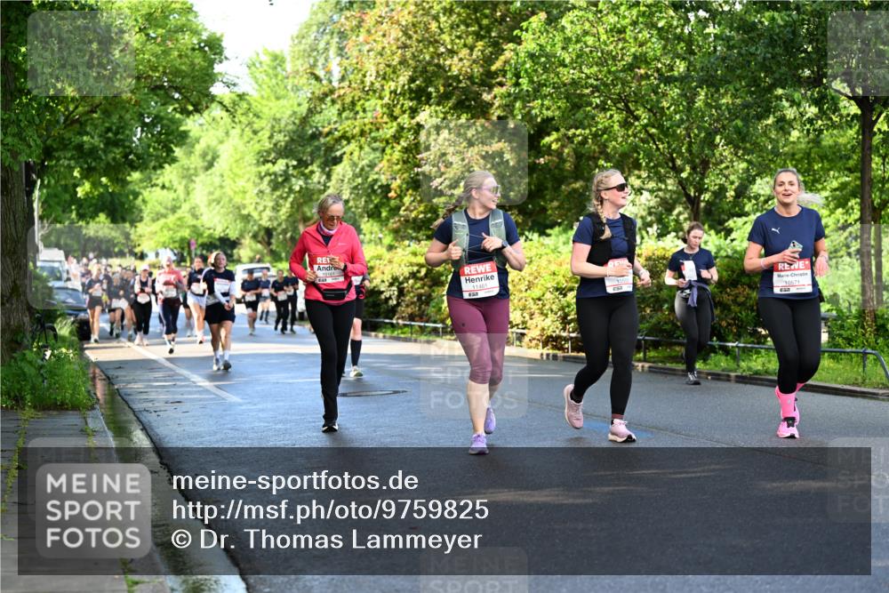 14.06.2026 - REWE Women's Run Dr. Thomas Lammeyer http://msf.ph/oto/9759825 14.06.2026 09:24:26 Laufen 10161, 10571 meine-sportfotos.de