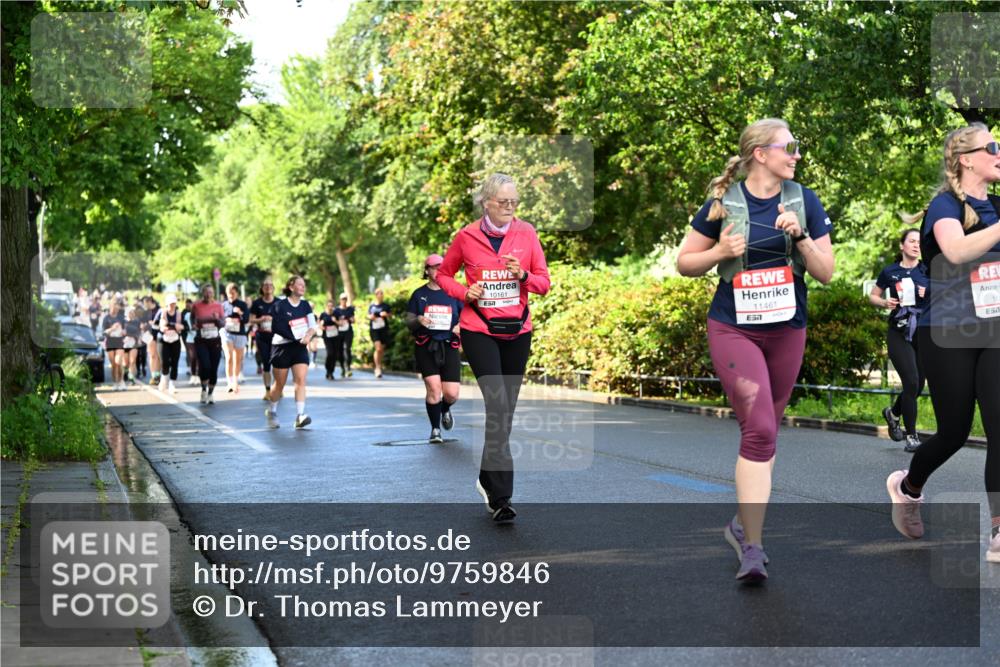 14.06.2026 - REWE Women's Run Dr. Thomas Lammeyer http://msf.ph/oto/9759846 14.06.2026 09:24:27 Laufen 10161, 11461, 7, 10, 7 meine-sportfotos.de