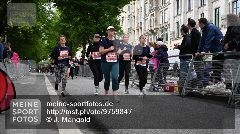 14.06.2026 - REWE Women's Run J. Mangold http://msf.ph/oto/9759847 14.06.2026 11:02:27 Ziel 5243, 5260, 5372, 5373, 5428, 5503, 5521, 5528, 5529, 5530, 5567, 5572, 5650, 5814, 5991 meine-sportfotos.de