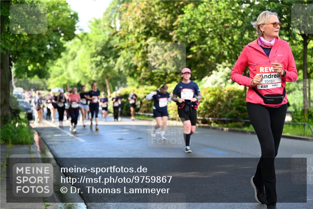 14.06.2026 - REWE Women's Run Dr. Thomas Lammeyer http://msf.ph/oto/9759867 14.06.2026 09:24:30 Laufen 10161, 7 meine-sportfotos.de