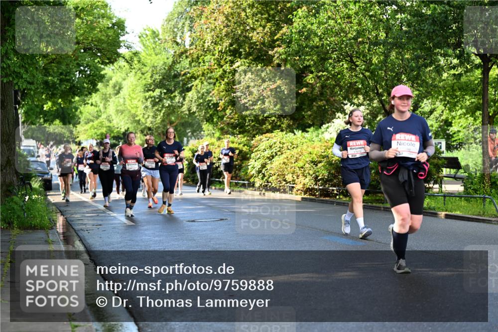 14.06.2026 - REWE Women's Run Dr. Thomas Lammeyer http://msf.ph/oto/9759888 14.06.2026 09:24:31 Laufen 11072 meine-sportfotos.de