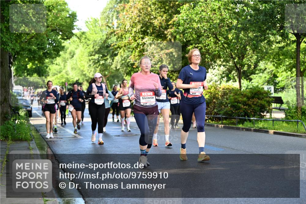 14.06.2026 - REWE Women's Run Dr. Thomas Lammeyer http://msf.ph/oto/9759910 14.06.2026 09:24:36 Laufen 10456, 57, 11460, 7 meine-sportfotos.de