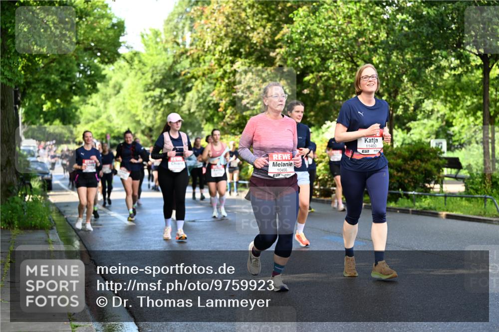 14.06.2026 - REWE Women's Run Dr. Thomas Lammeyer http://msf.ph/oto/9759923 14.06.2026 09:24:37 Laufen 10456, 517, 11460 meine-sportfotos.de