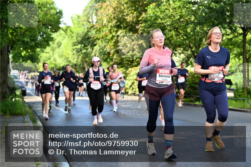 14.06.2026 - REWE Women's Run Dr. Thomas Lammeyer http://msf.ph/oto/9759930 14.06.2026 09:24:37 Laufen 10456, 7, 11460 meine-sportfotos.de