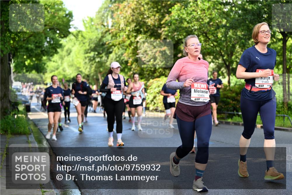 14.06.2026 - REWE Women's Run Dr. Thomas Lammeyer http://msf.ph/oto/9759932 14.06.2026 09:24:37 Laufen 10456, 57, 11460 meine-sportfotos.de