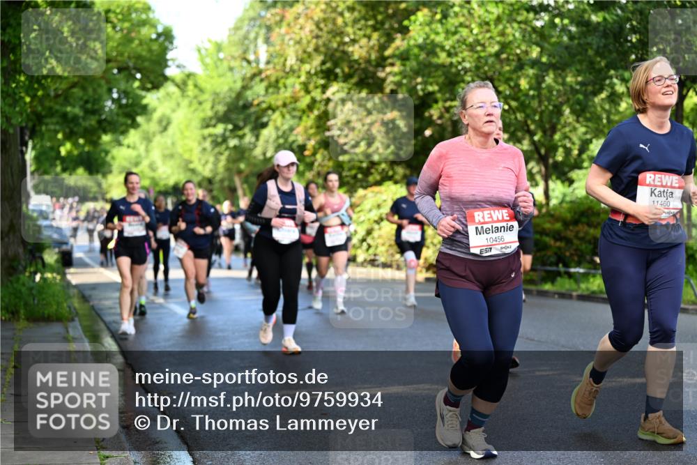 14.06.2026 - REWE Women's Run Dr. Thomas Lammeyer http://msf.ph/oto/9759934 14.06.2026 09:24:38 Laufen 10456, 517, 11460 meine-sportfotos.de
