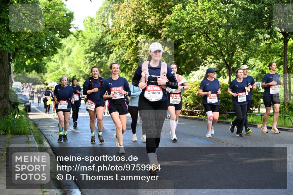 14.06.2026 - REWE Women's Run Dr. Thomas Lammeyer http://msf.ph/oto/9759964 14.06.2026 09:24:39 Laufen 11449, 10174, 57 meine-sportfotos.de