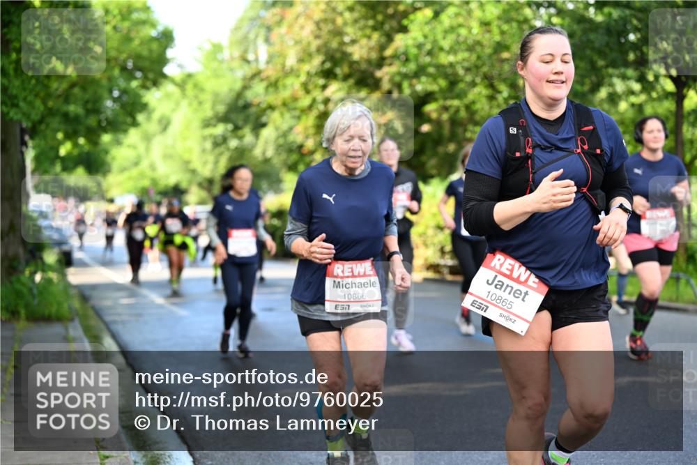 14.06.2026 - REWE Women's Run Dr. Thomas Lammeyer http://msf.ph/oto/9760025 14.06.2026 09:24:43 Laufen 10866, 7, 10865 meine-sportfotos.de