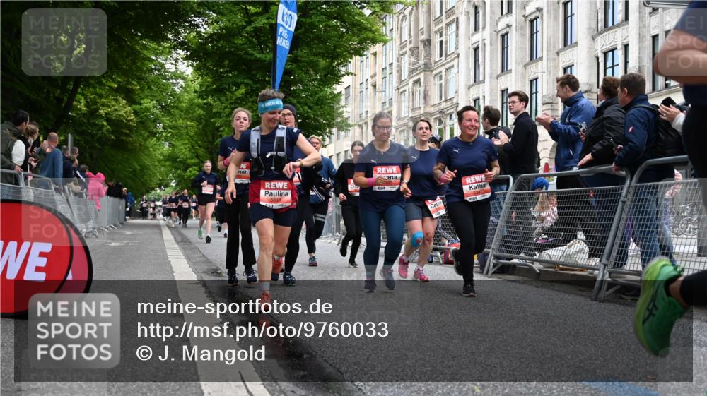 14.06.2026 - REWE Women's Run J. Mangold http://msf.ph/oto/9760033 14.06.2026 11:02:53 Ziel 5038, 5039, 5058, 5331, 5358, 5449, 5460, 5557, 5750, 5751, 5783, 5784, 5795, 5813, 5867, 5890, 5891, 5983 meine-sportfotos.de