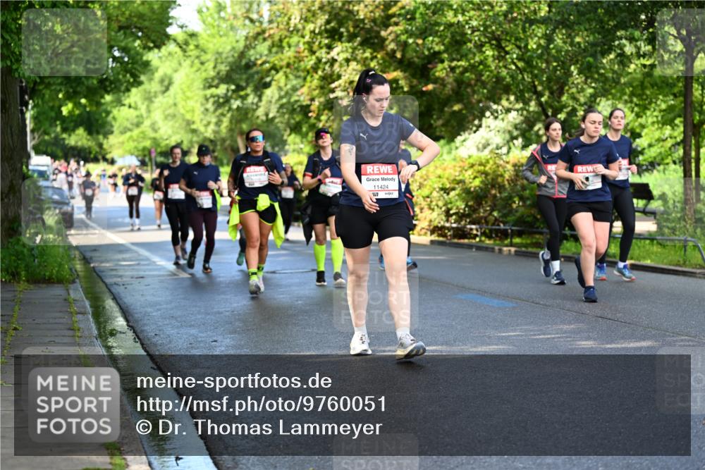 14.06.2026 - REWE Women's Run Dr. Thomas Lammeyer http://msf.ph/oto/9760051 14.06.2026 09:24:48 Laufen 11424, 717 meine-sportfotos.de
