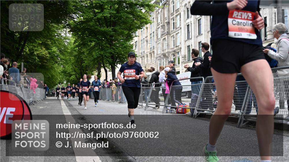 14.06.2026 - REWE Women's Run J. Mangold http://msf.ph/oto/9760062 14.06.2026 11:02:58 Ziel 5331, 5367, 5449, 5460, 5557, 5736, 5750, 5751, 5783, 5784, 5795, 5890, 5891, 5957, 5983, 5988 meine-sportfotos.de
