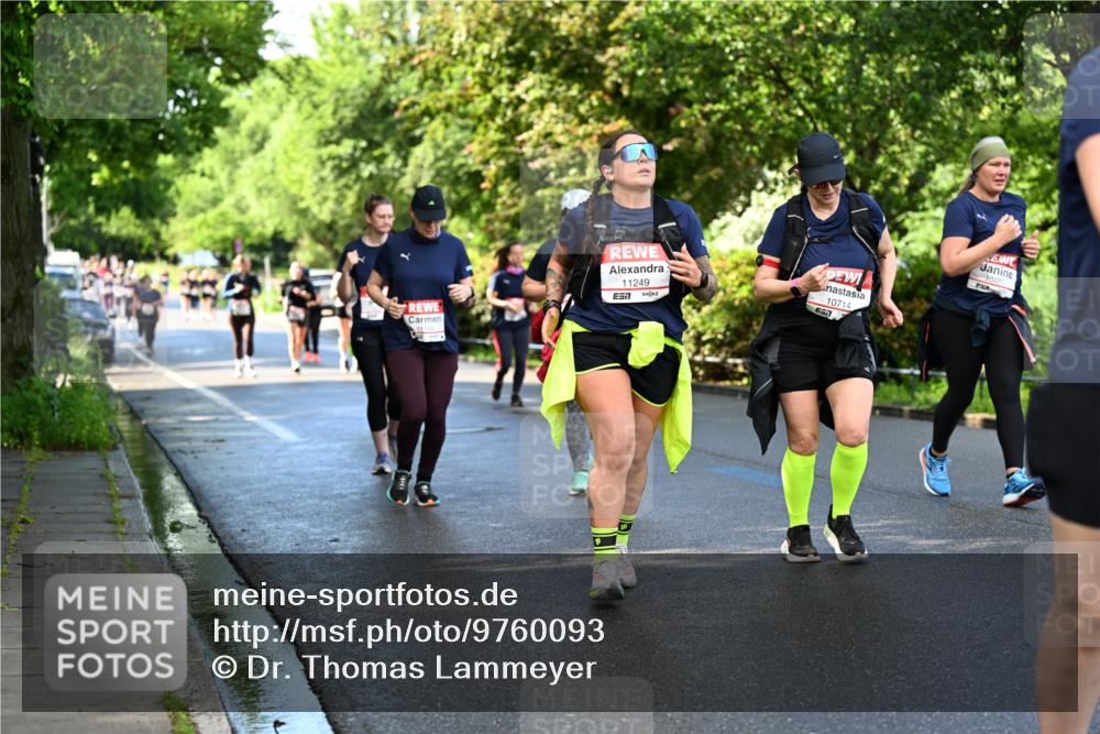 14.06.2026 - REWE Women's Run Dr. Thomas Lammeyer http://msf.ph/oto/9760093 14.06.2026 09:24:51 Laufen 11249, 7, 10714 meine-sportfotos.de
