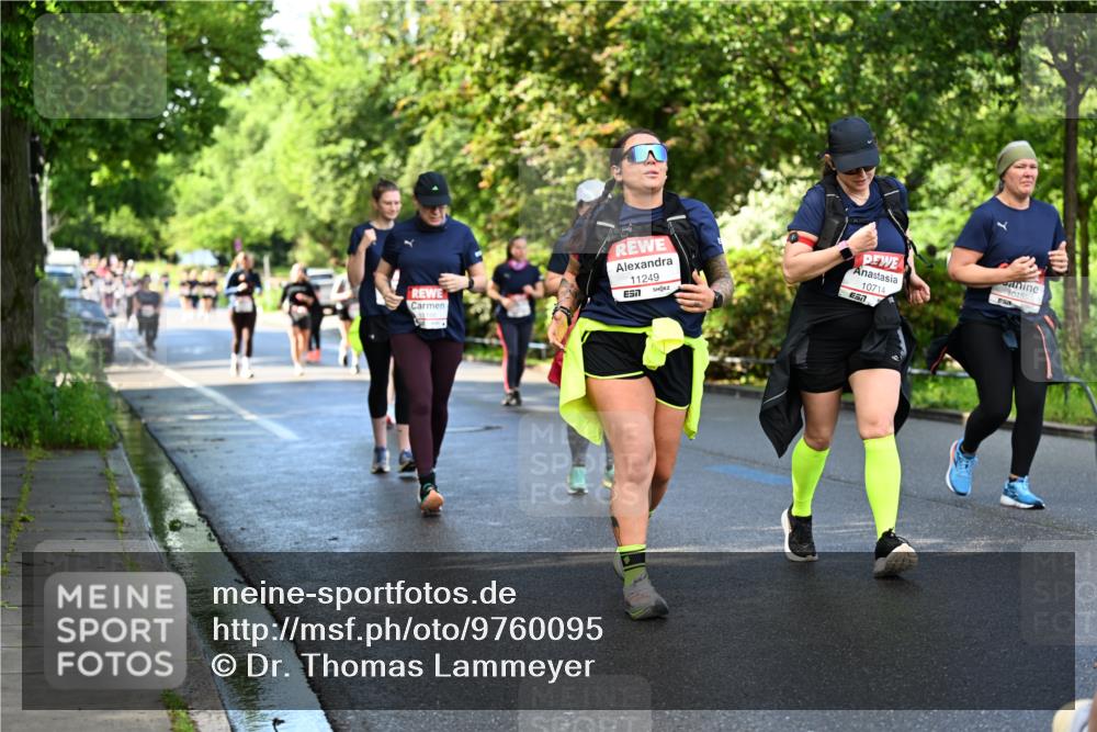 14.06.2026 - REWE Women's Run Dr. Thomas Lammeyer http://msf.ph/oto/9760095 14.06.2026 09:24:51 Laufen 11249, 57, 10714, 7, 10455 meine-sportfotos.de