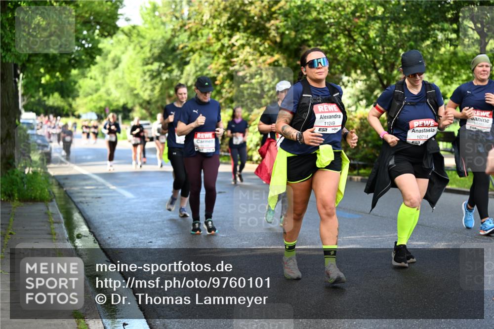 14.06.2026 - REWE Women's Run Dr. Thomas Lammeyer http://msf.ph/oto/9760101 14.06.2026 09:24:51 Laufen 11249, 7, 10714, 10185 meine-sportfotos.de