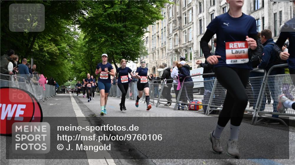 14.06.2026 - REWE Women's Run J. Mangold http://msf.ph/oto/9760106 14.06.2026 11:03:06 Ziel 5292, 5293, 5345, 5356, 5367, 5566, 5623, 5835, 5866, 5988 meine-sportfotos.de