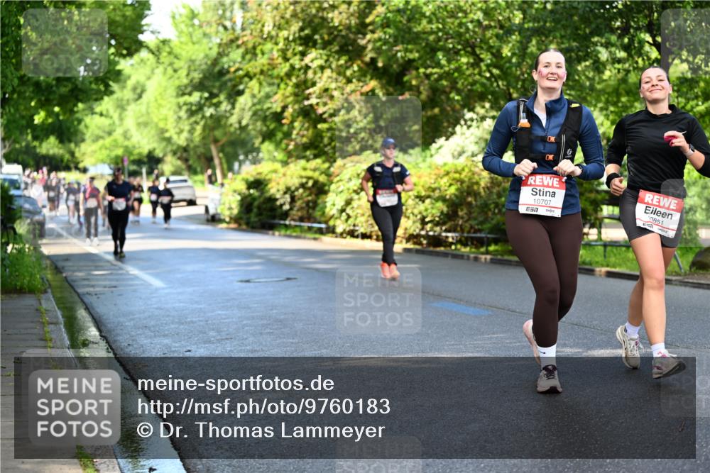14.06.2026 - REWE Women's Run Dr. Thomas Lammeyer http://msf.ph/oto/9760183 14.06.2026 09:25:02 Laufen 10707, 10851 meine-sportfotos.de