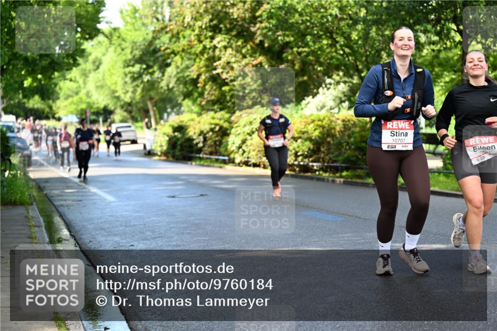 14.06.2026 - REWE Women's Run Dr. Thomas Lammeyer http://msf.ph/oto/9760184 14.06.2026 09:25:02 Laufen 10707, 10, 1 meine-sportfotos.de