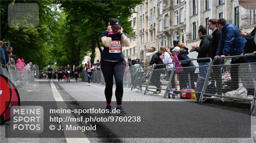 14.06.2026 - REWE Women's Run J. Mangold http://msf.ph/oto/9760238 14.06.2026 11:03:30 Ziel 5030, 5457, 5660, 5951 meine-sportfotos.de