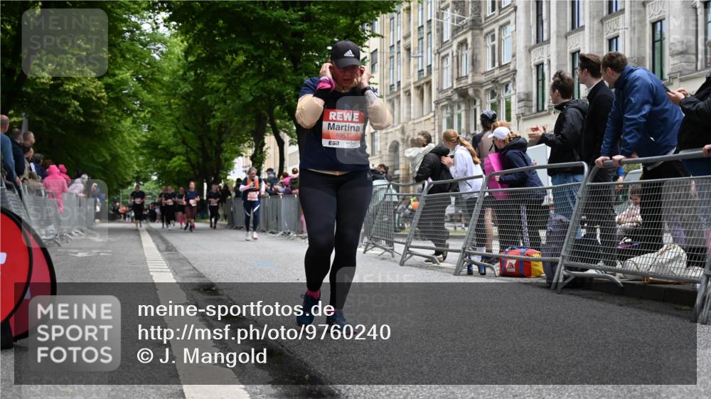 14.06.2026 - REWE Women's Run J. Mangold http://msf.ph/oto/9760240 14.06.2026 11:03:30 Ziel 5030, 5457, 5660, 5951 meine-sportfotos.de