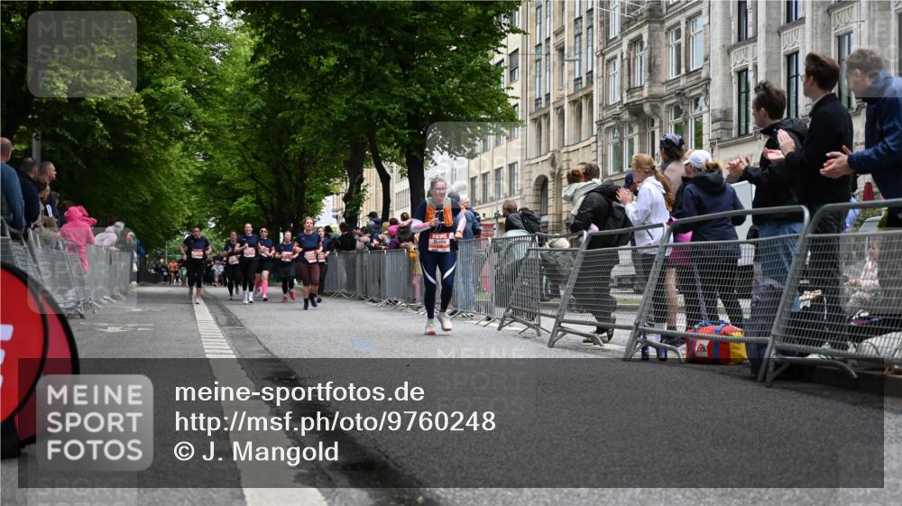 14.06.2026 - REWE Women's Run J. Mangold http://msf.ph/oto/9760248 14.06.2026 11:03:33 Ziel 5030, 5195, 5457, 5951 meine-sportfotos.de