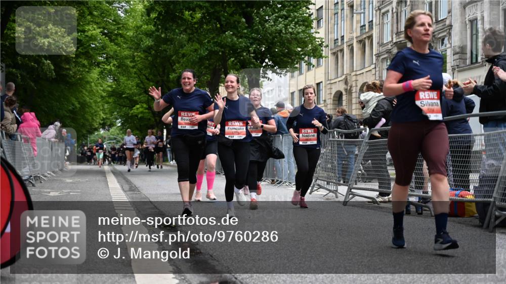 14.06.2026 - REWE Women's Run J. Mangold http://msf.ph/oto/9760286 14.06.2026 11:03:40 Ziel 5195, 5204, 5551, 5637, 5638, 5684, 5876, 5893, 6042 meine-sportfotos.de
