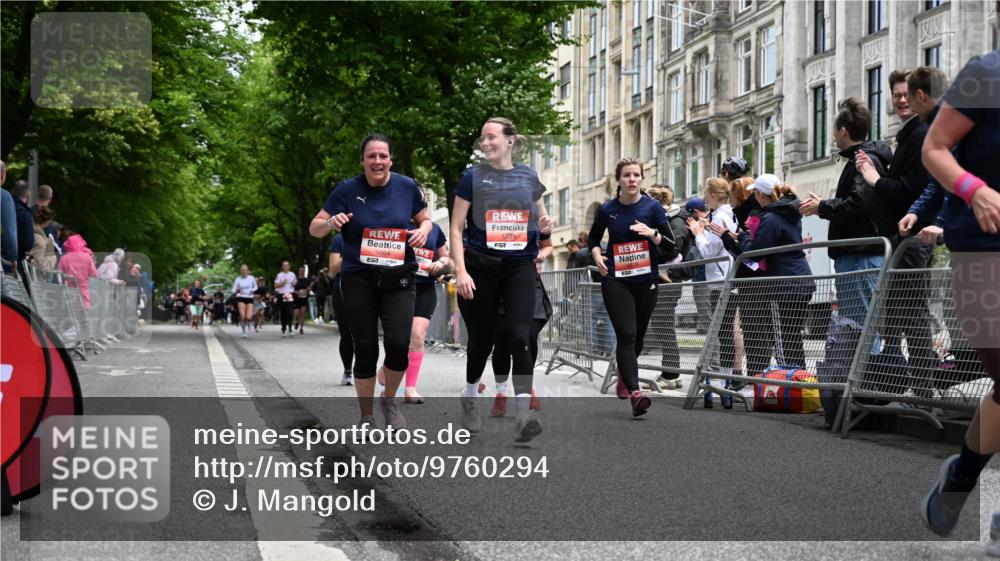 14.06.2026 - REWE Women's Run J. Mangold http://msf.ph/oto/9760294 14.06.2026 11:03:40 Ziel 5195, 5204, 5551, 5637, 5638, 5684, 5876, 5893, 6042 meine-sportfotos.de
